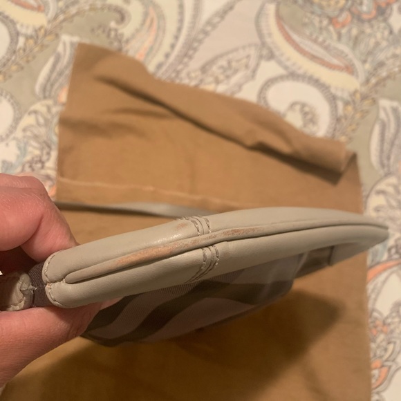 Burberry messenger bag - Picture 6 of 8